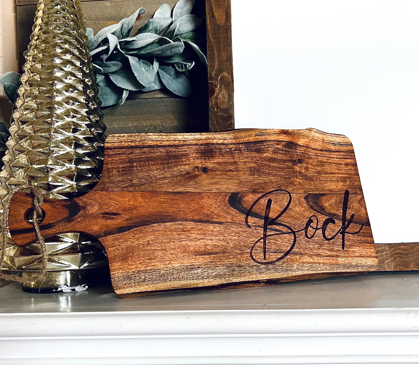 Medium Fishtail Live Edge Acacia Board