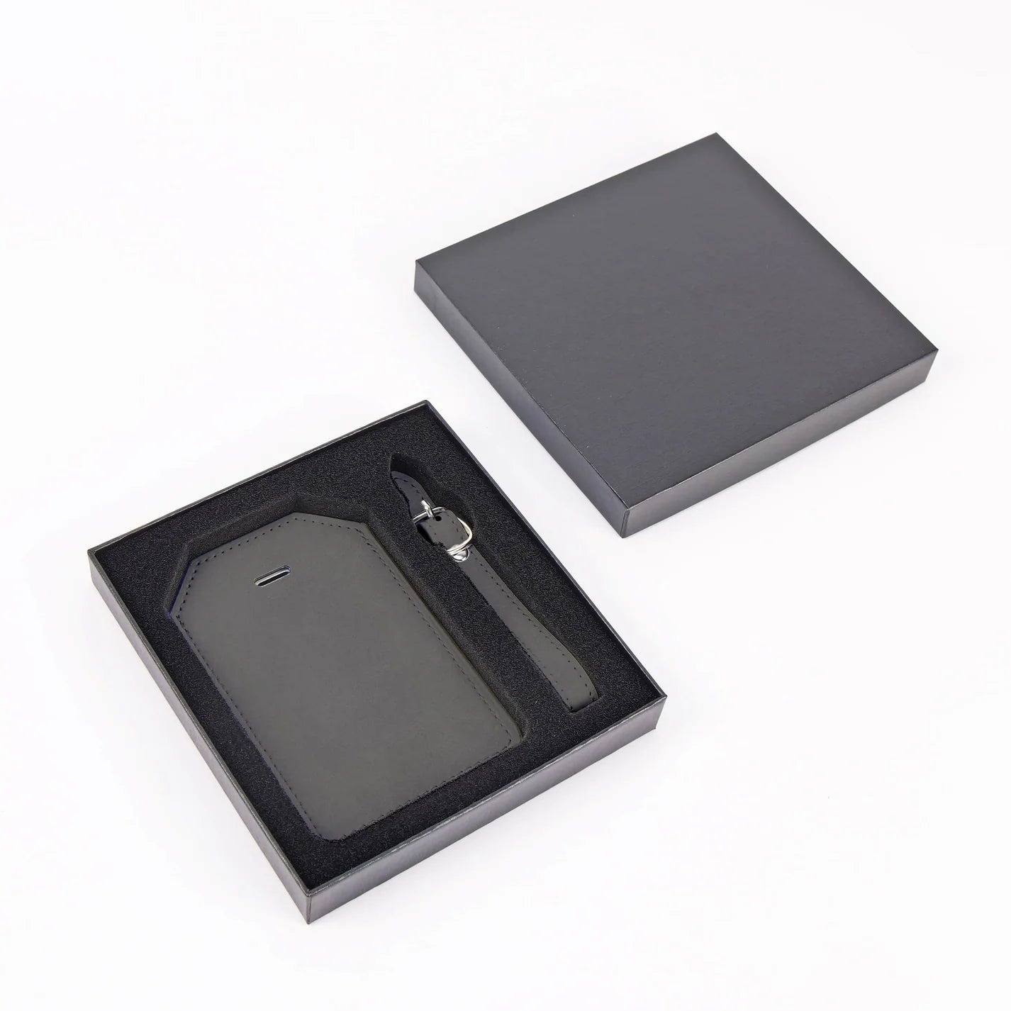 Luxury Travel Luggage Tag with Privacy Flap